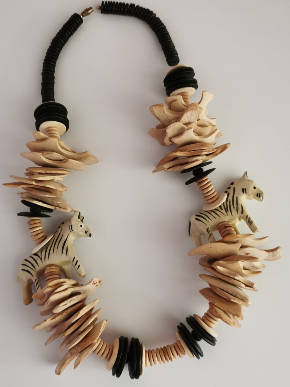 Vintage Zebra Necklace Wooden Chunky Boho Handcarved Black Cream Safari African